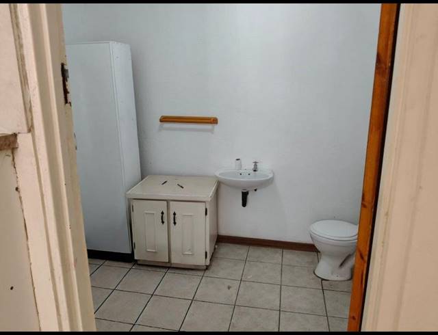 BUSINESS PROPERTY TO RENT IN MTHATHA CENTRAL